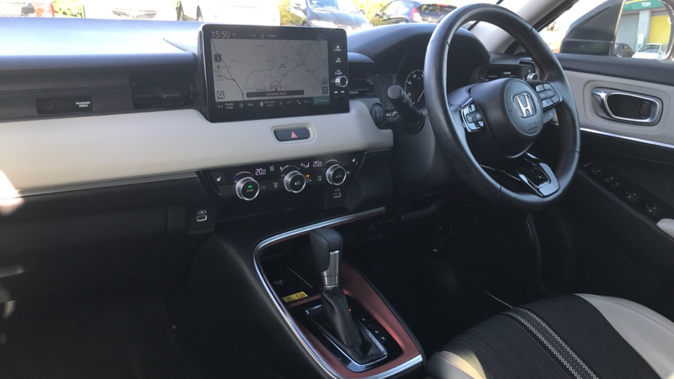 Honda HR-V 1.5 eHEV Advance Style 5dr CVT Hybrid Hatchback - Image 2