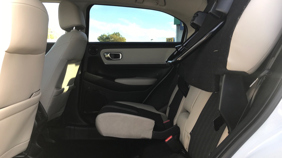 Honda HR-V 1.5 eHEV Advance Style 5dr CVT Hybrid Hatchback - Image 39