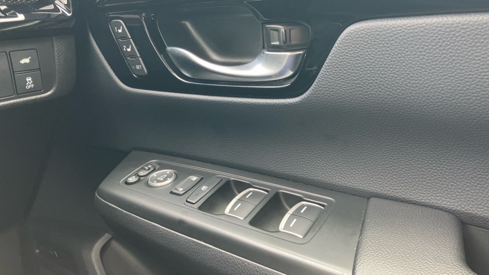 Honda CR-V 2.0 eHEV Advance 5dr eCVT Hybrid Estate - Image 21