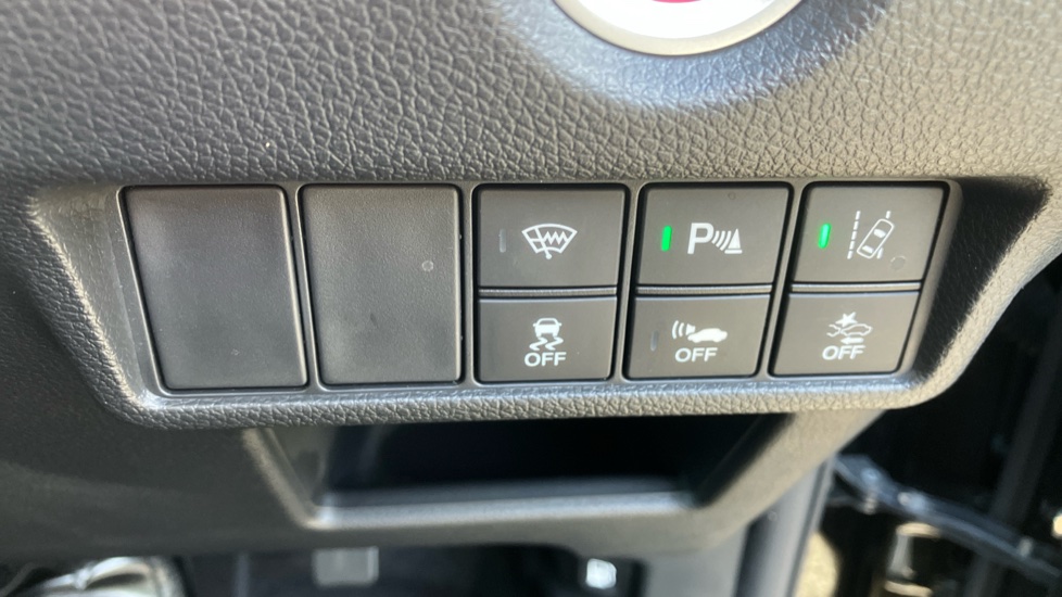 Honda CR-V 2.0 i-MMD Hybrid SR  2WD 5dr eCVT Hybrid Estate - Image 31