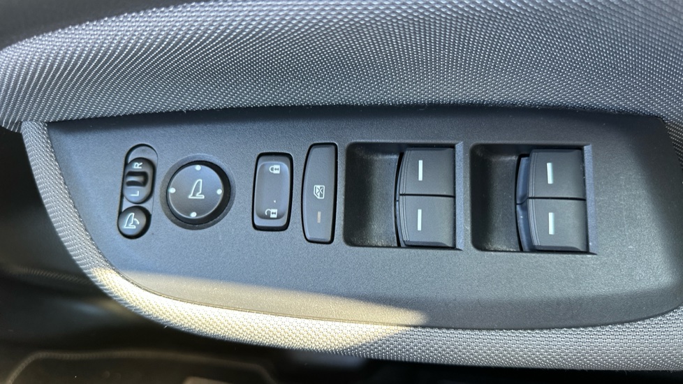Honda Jazz 1.5 i-MMD Hybrid Crosstar EX 5dr eCVT Hybrid Hatchback - Image 23