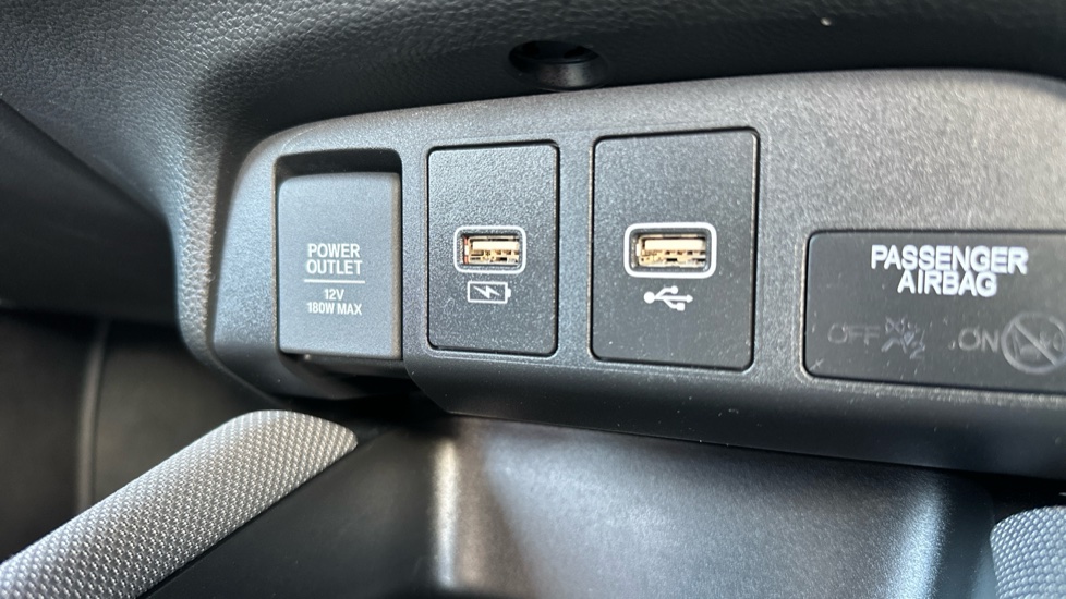 Honda Jazz 1.5 i-MMD Hybrid Crosstar EX 5dr eCVT Hybrid Hatchback - Image 39