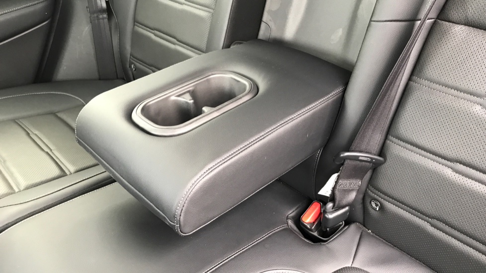 Honda CR-V 2.0 i-MMD Hybrid SR  2WD 5dr eCVT Hybrid Estate - Image 27
