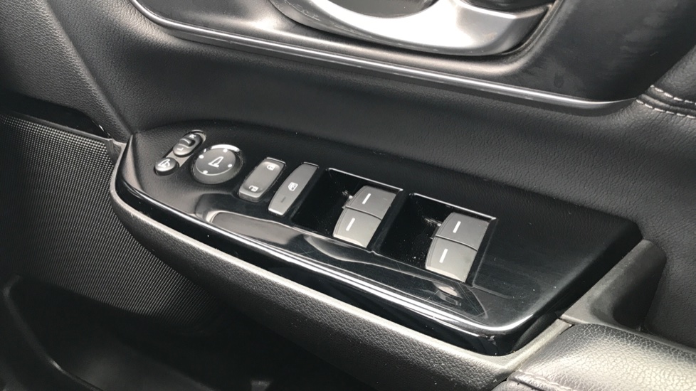 Honda CR-V 2.0 i-MMD Hybrid SR  2WD 5dr eCVT Hybrid Estate - Image 29