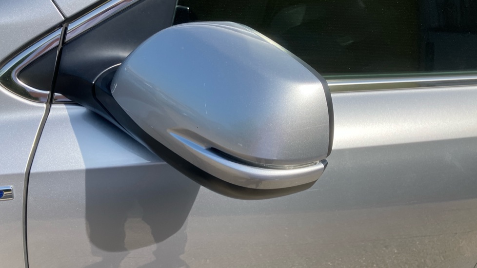 Honda CR-V 2.0 i-MMD Hybrid EX 5dr eCVT Hybrid Estate - Image 18