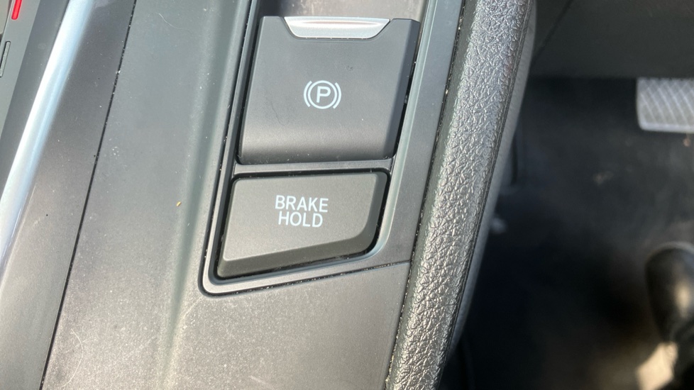 Honda CR-V 2.0 i-MMD Hybrid EX 5dr eCVT Hybrid Estate - Image 30