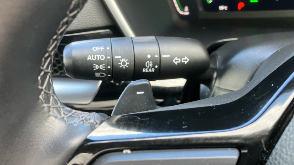 Honda CR-V 2.0 eHEV Elegance 5dr eCVT Hybrid Estate - Image 35