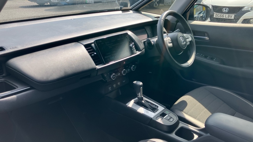 Honda Jazz 1.5 i-MMD Hybrid Crosstar Advance 5dr eCVT Hybrid Hatchback - Image 2