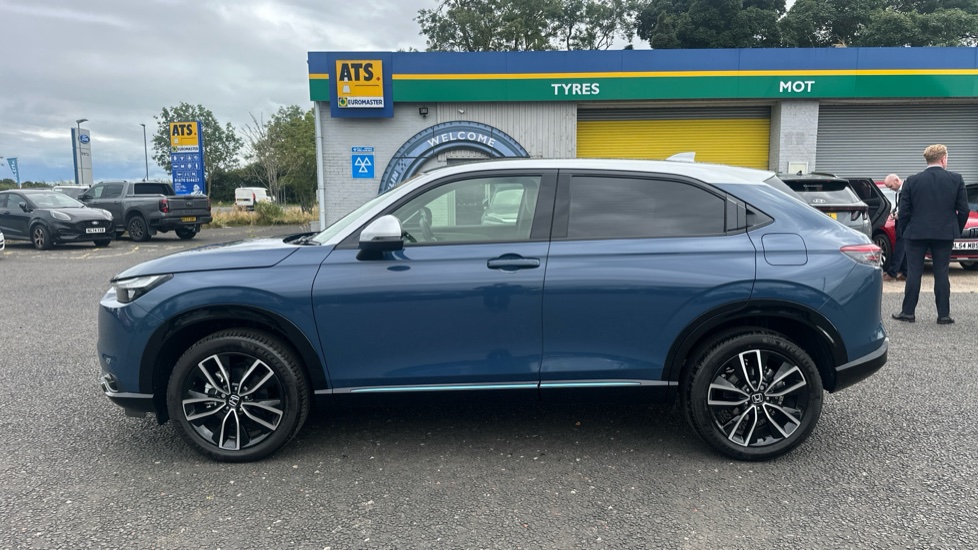 Honda HR-V 1.5 eHEV Advance Style Plus 5dr CVT Hybrid Hatchback - Image 13