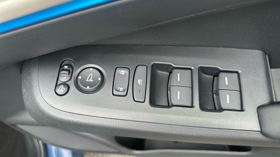 Honda HR-V 1.5 eHEV Advance Style Plus 5dr CVT Hybrid Hatchback - Image 25