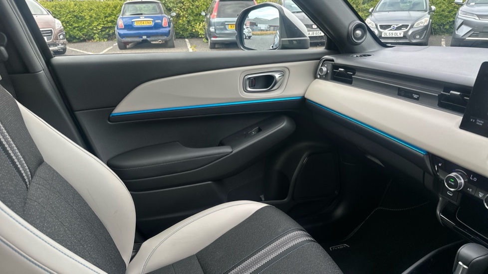 Honda HR-V 1.5 eHEV Advance Style Plus 5dr CVT Hybrid Hatchback - Image 41
