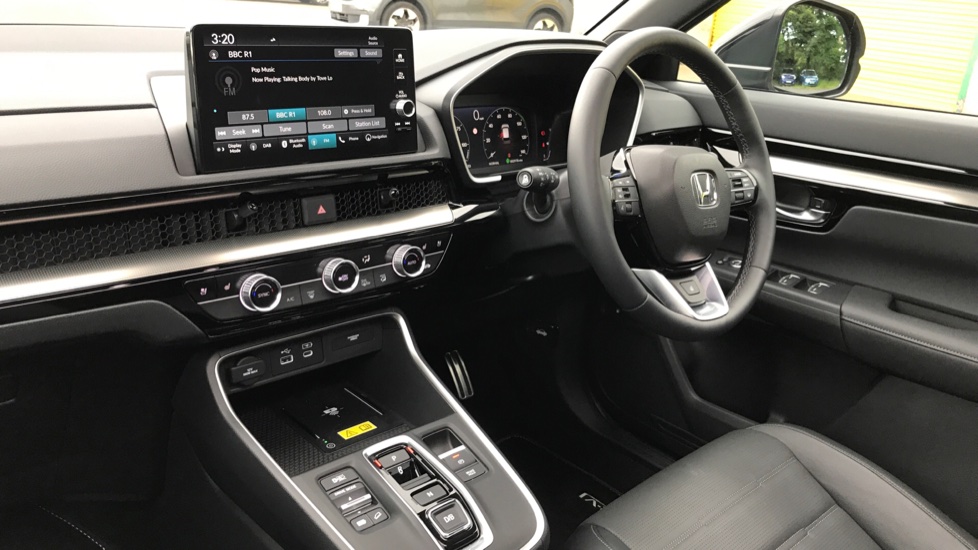 Honda CR-V 2.0 ePHEV Advance Tech 5dr eCVT Estate - Image 2