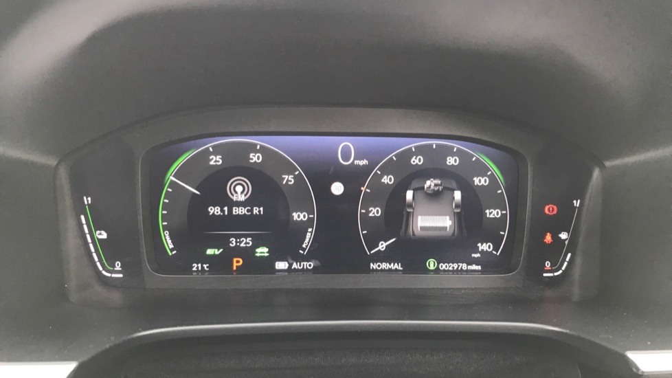 Honda CR-V 2.0 ePHEV Advance Tech 5dr eCVT Estate - Image 11