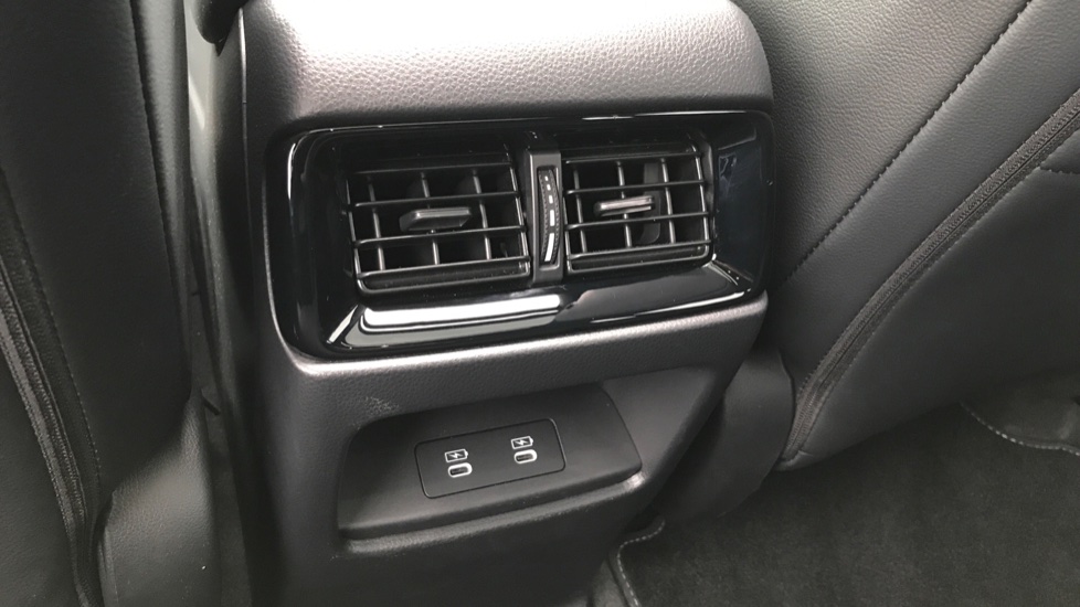 Honda CR-V 2.0 ePHEV Advance Tech 5dr eCVT Estate - Image 28