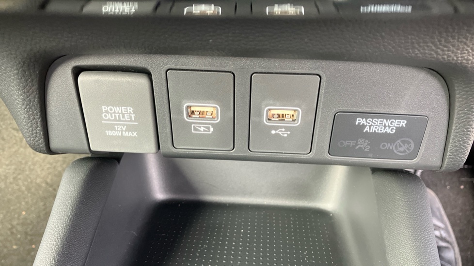 Honda Jazz 1.5 i-MMD Hybrid Crosstar Advance 5dr eCVT Hybrid Hatchback - Image 31