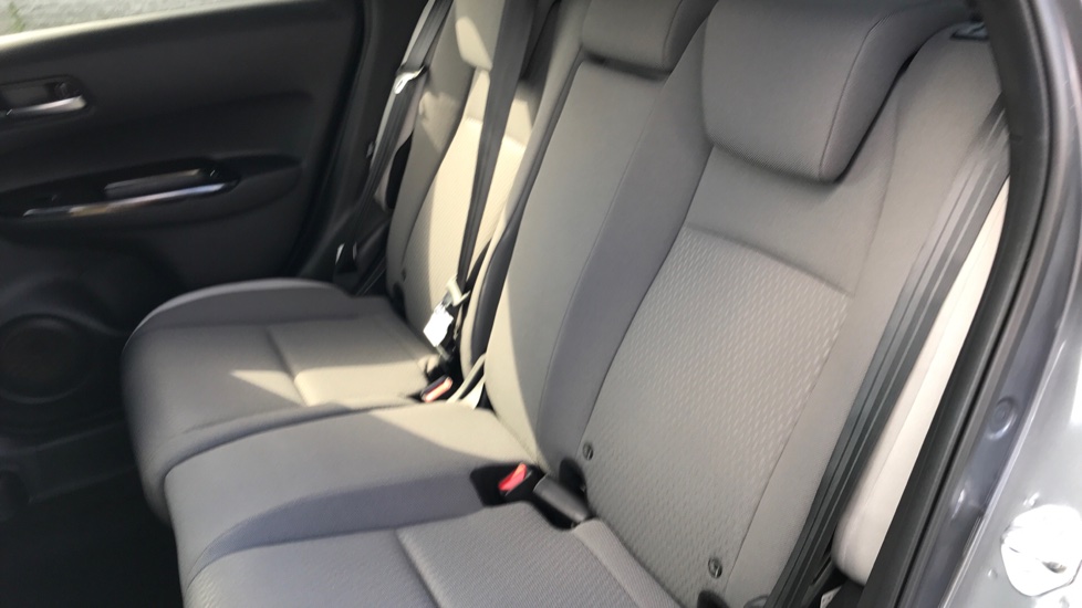 Honda Jazz 1.5 i-MMD Hybrid Crosstar EX 5dr eCVT Hybrid Hatchback - Image 8
