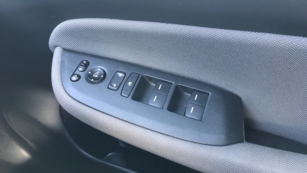 Honda Jazz 1.5 i-MMD Hybrid Crosstar EX 5dr eCVT Hybrid Hatchback - Image 23