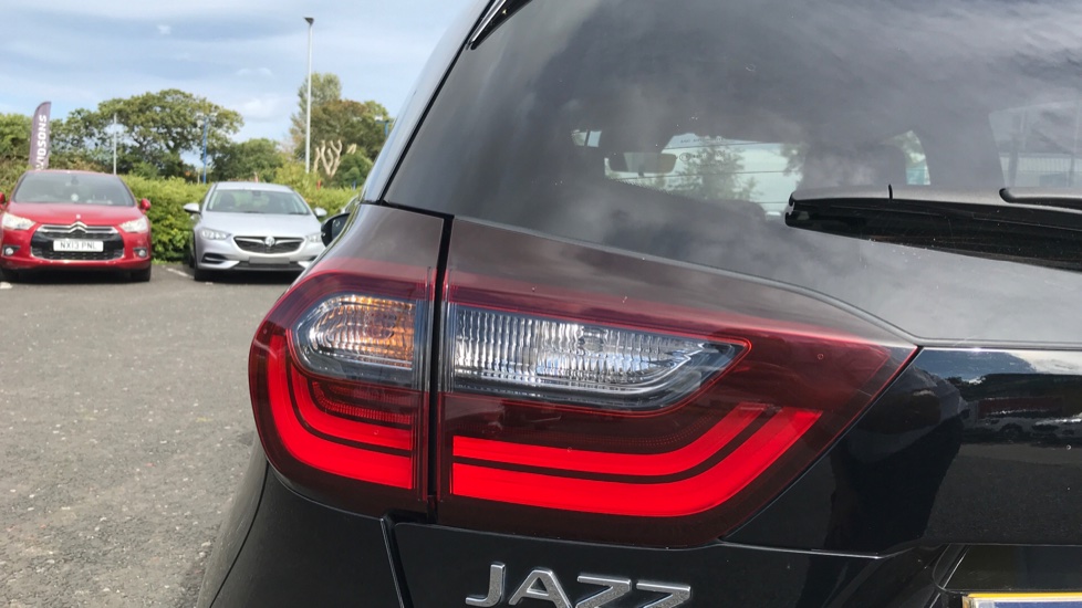 Honda Jazz 1.5 i-MMD Hybrid Advance 5dr eCVT Hybrid Hatchback - Image 15