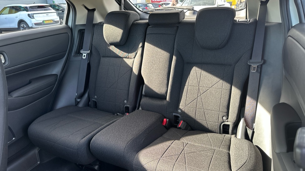 Honda HR-V 1.5 eHEV Elegance 5dr CVT Hybrid Hatchback - Image 8