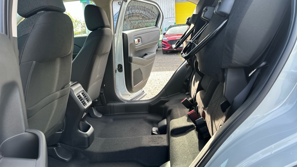 Honda HR-V 1.5 eHEV Elegance 5dr CVT Hybrid Hatchback - Image 18