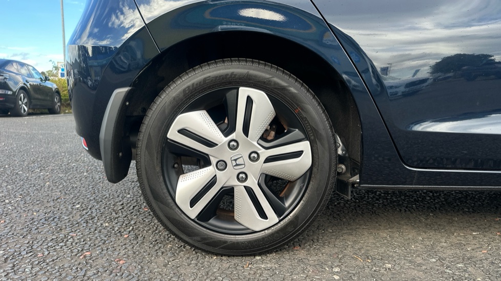 Honda Jazz 1.5 i-MMD Hybrid EX 5dr eCVT Hybrid Hatchback - Image 9