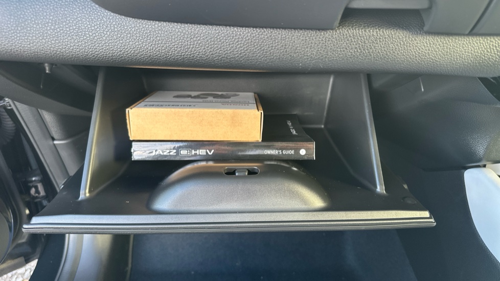 Honda Jazz 1.5 i-MMD Hybrid EX 5dr eCVT Hybrid Hatchback - Image 14