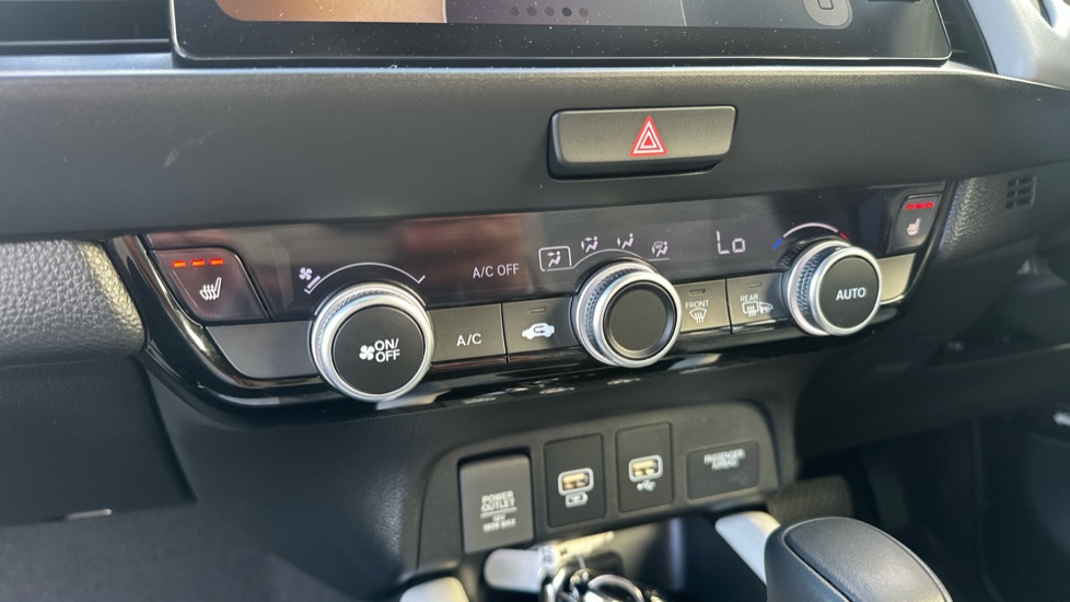 Honda Jazz 1.5 i-MMD Hybrid EX 5dr eCVT Hybrid Hatchback - Image 15