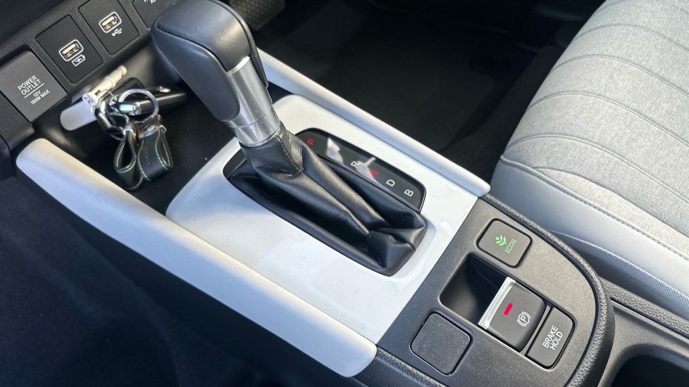 Honda Jazz 1.5 i-MMD Hybrid EX 5dr eCVT Hybrid Hatchback - Image 17