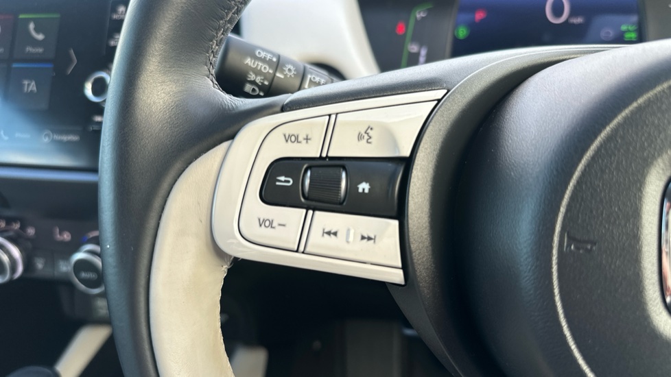 Honda Jazz 1.5 i-MMD Hybrid EX 5dr eCVT Hybrid Hatchback - Image 27