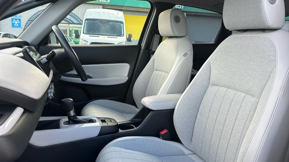 Honda Jazz 1.5 i-MMD Hybrid EX 5dr eCVT Hybrid Hatchback - Image 38