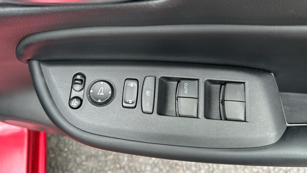 Honda Jazz 1.5 i-MMD Hybrid SR 5dr eCVT Hybrid Hatchback - Image 18