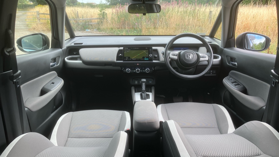 Honda Jazz 1.5 i-MMD Hybrid Crosstar EX 5dr eCVT Hybrid Hatchback - Image 4