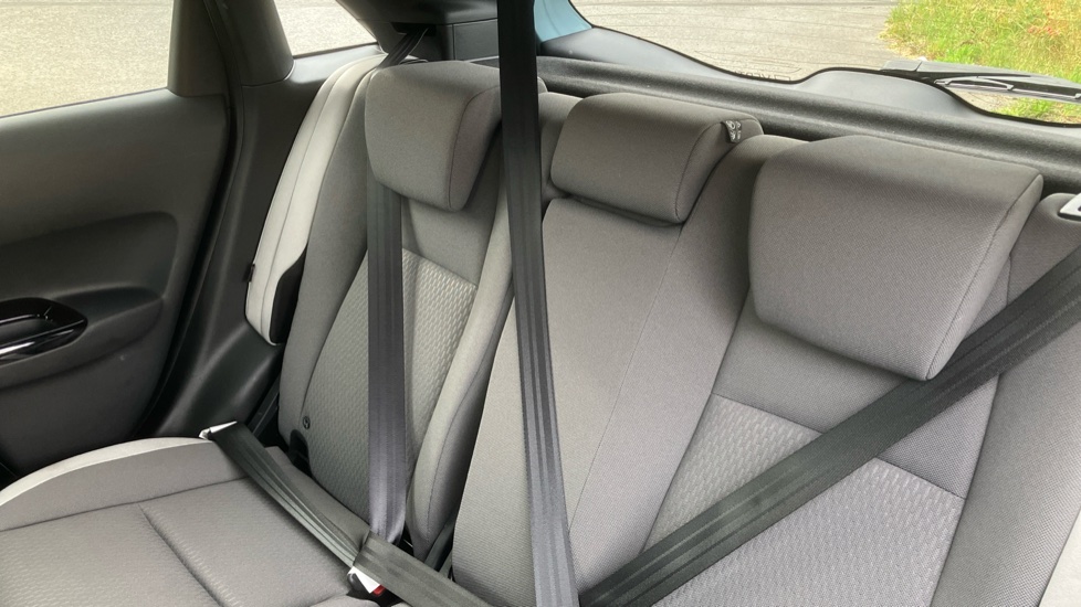 Honda Jazz 1.5 i-MMD Hybrid Crosstar EX 5dr eCVT Hybrid Hatchback - Image 8