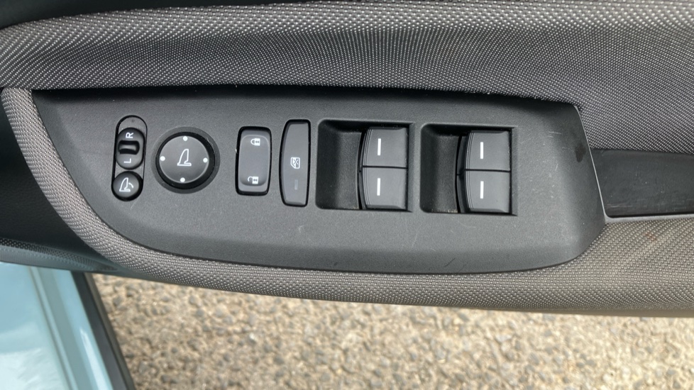 Honda Jazz 1.5 i-MMD Hybrid Crosstar EX 5dr eCVT Hybrid Hatchback - Image 21