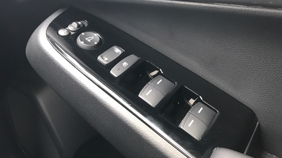 Honda HR-V 1.5 eHEV Advance 5dr CVT Hybrid Hatchback - Image 36