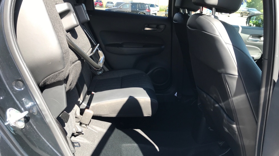 Honda Jazz 1.5 i-MMD Hybrid Advance 5dr eCVT Hybrid Hatchback - Image 23