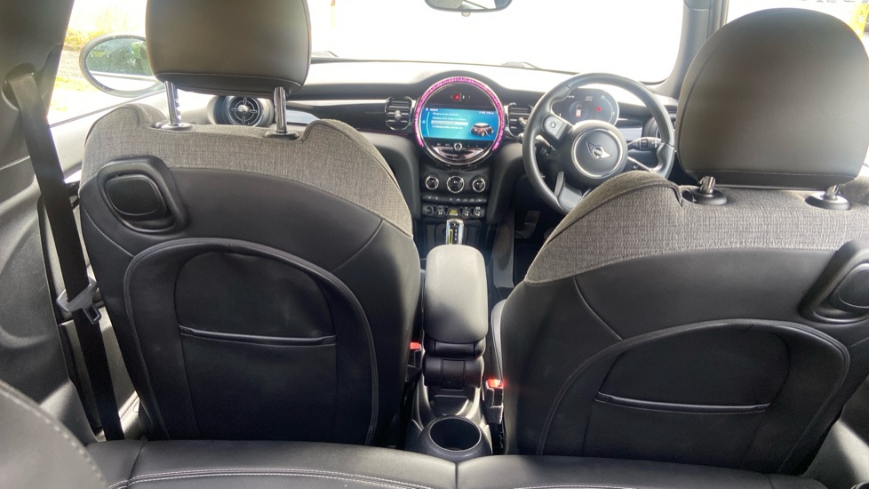 MINI Hatchback 135kW Cooper S Level 2 33kWh 3dr Auto Electric Hatchback - Image 24