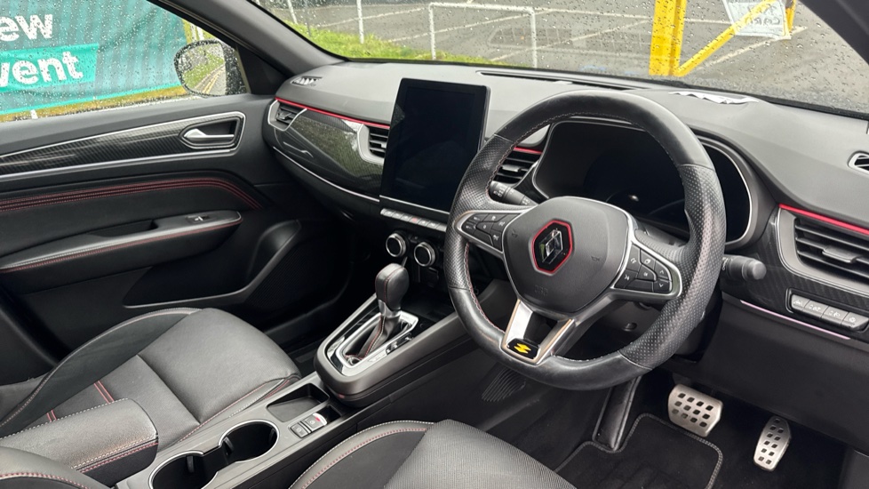 Renault Arkana 1.6 E-TECH Hybrid 145 R.S. Line 5dr Auto Hybrid Estate - Image 11