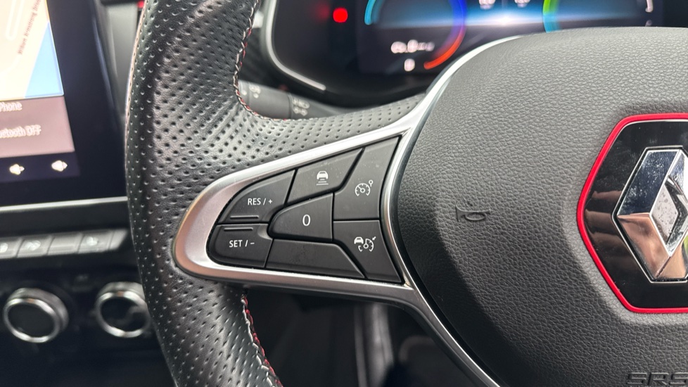 Renault Arkana 1.6 E-TECH Hybrid 145 R.S. Line 5dr Auto Hybrid Estate - Image 22