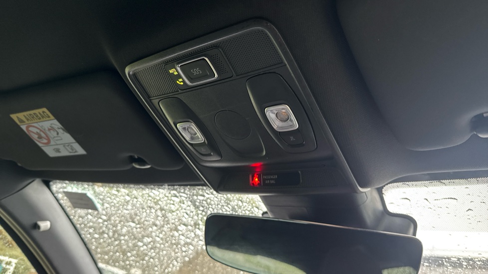 Renault Arkana 1.6 E-TECH Hybrid 145 R.S. Line 5dr Auto Hybrid Estate - Image 40