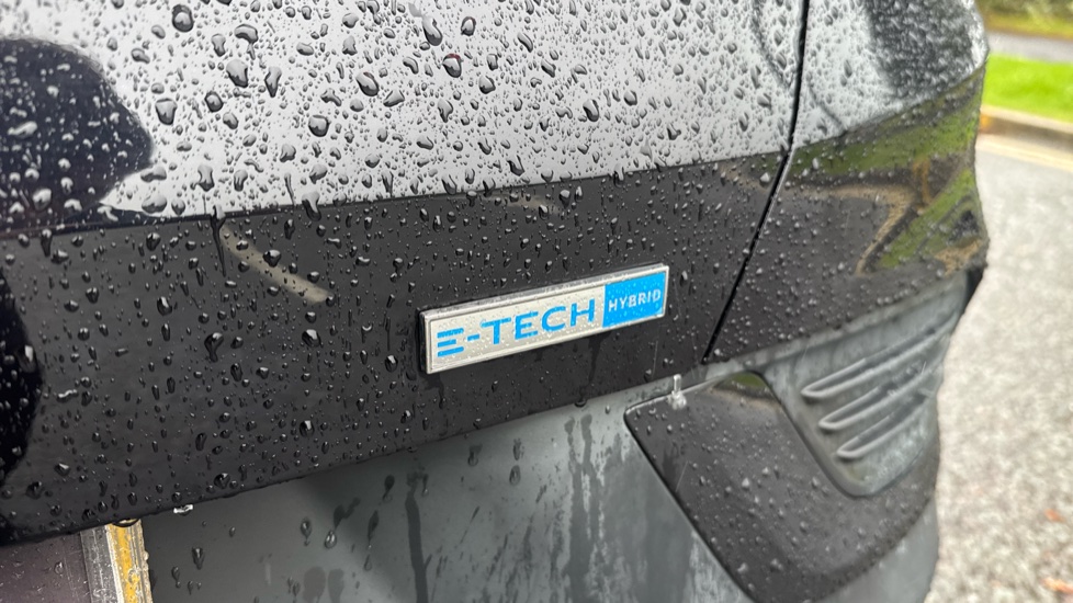 Renault Arkana 1.6 E-TECH Hybrid 145 R.S. Line 5dr Auto Hybrid Estate - Image 55