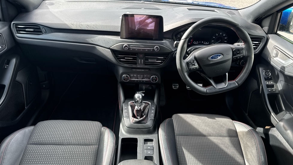 Ford Focus 1.0 EcoBoost 125 ST-Line X 5dr Petrol Hatchback - Image 10