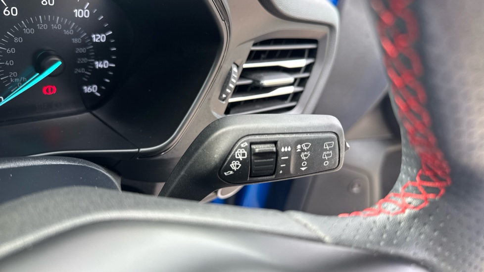 Ford Focus 1.0 EcoBoost 125 ST-Line X 5dr Petrol Hatchback - Image 40