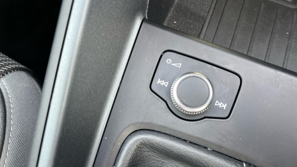 Audi A1 30 TFSI S Line 5dr Petrol Hatchback - Image 27