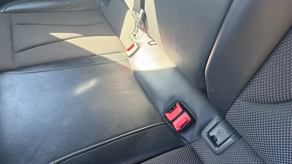 Audi A3 35 TFSI S Line 5dr S Tronic Petrol Hatchback - Image 17