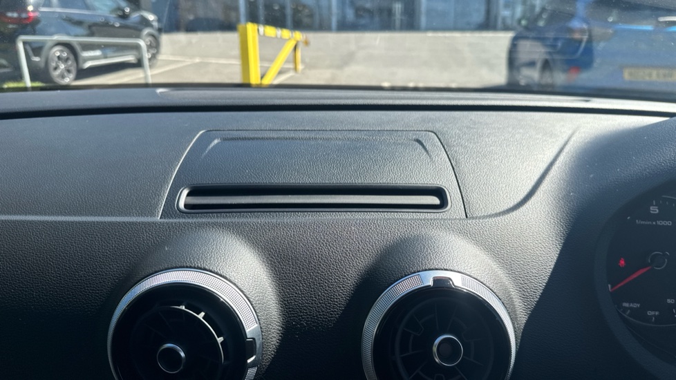 Audi A3 35 TFSI S Line 5dr S Tronic Petrol Hatchback - Image 44