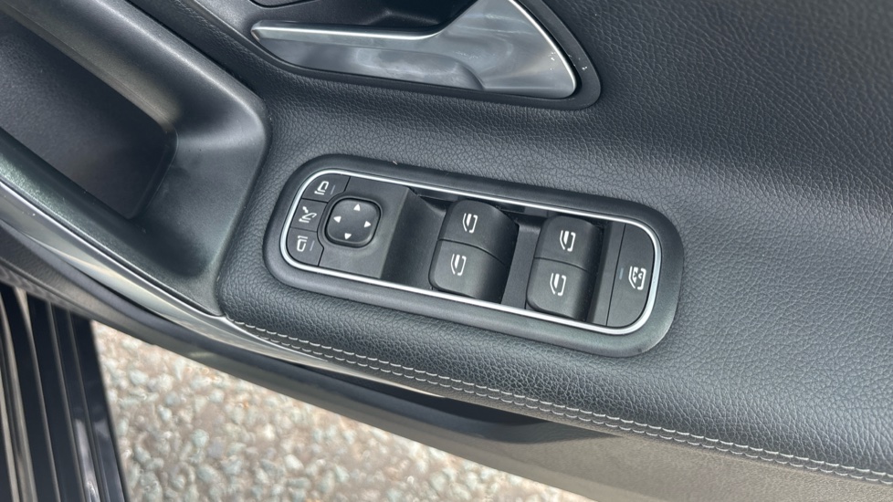 Mercedes-Benz A-Class A180 Sport Executive 5dr Auto Petrol Hatchback - Image 27