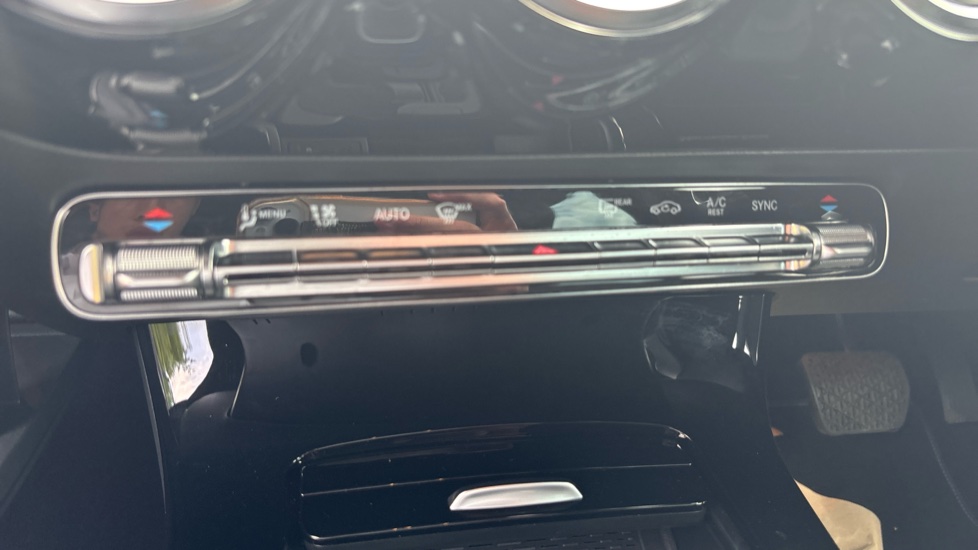 Mercedes-Benz A-Class A180 Sport Executive 5dr Auto Petrol Hatchback - Image 38