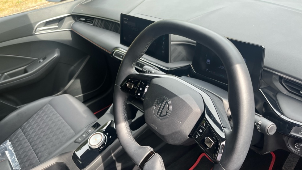 MG MG3 1.5 Hybrid Trophy 5dr Auto Hybrid Hatchback - Image 11