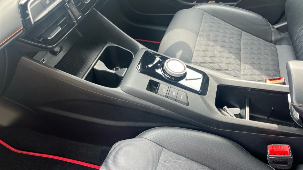 MG MG3 1.5 Hybrid Trophy 5dr Auto Hybrid Hatchback - Image 13